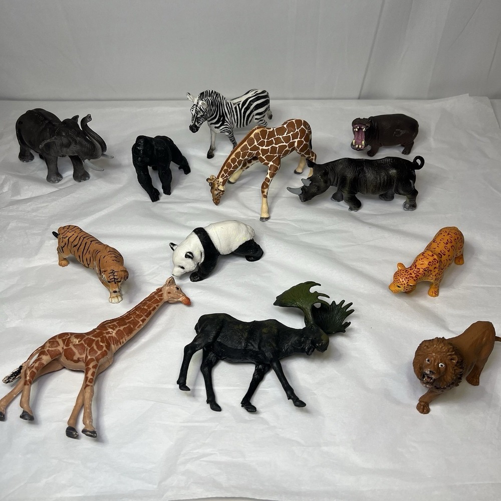 Safari Zoo Wildlife Animal Toy Figures Mixed Lot Of 12 Animals‎